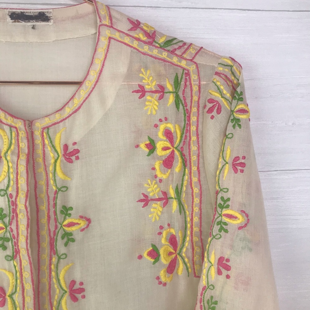 Vintage Tesoro’s Embroidered Boho Top Size M/L - Picture 4 of 8
